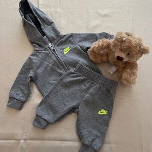 Baby clothing